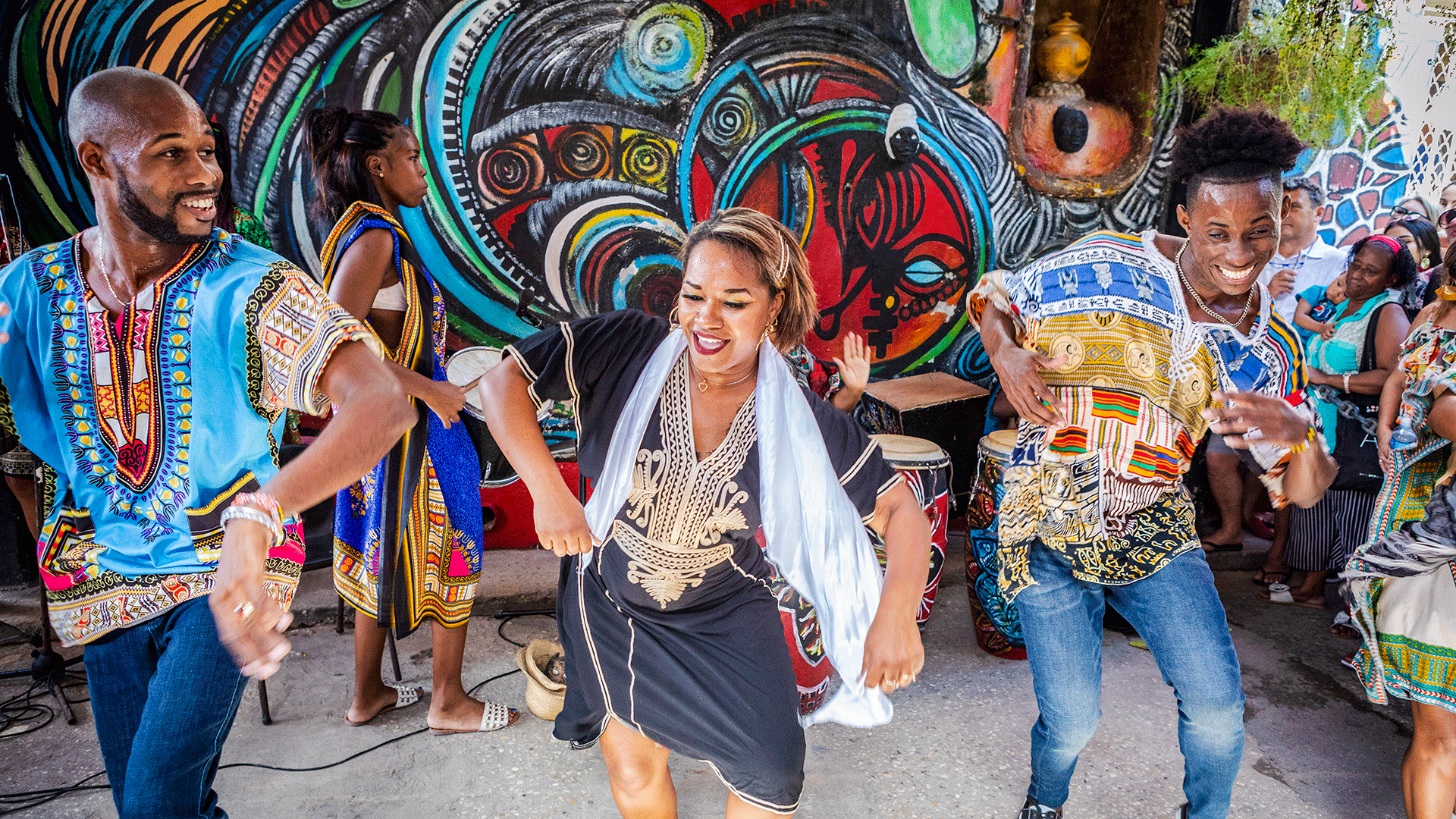 Rumba dancers in Havana