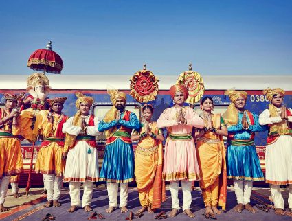 Deccan Odyssey train welcome crew in India