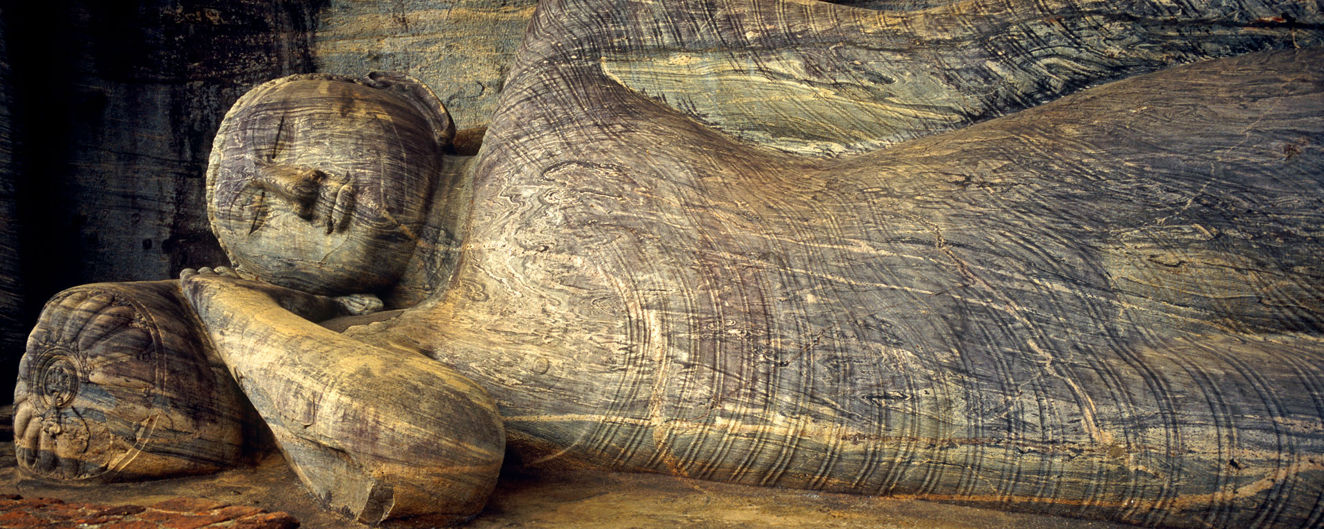 Recumbent Buddha in the Cave of the Spirits of Knowledge, Polonnaruwa, Sri Lanka